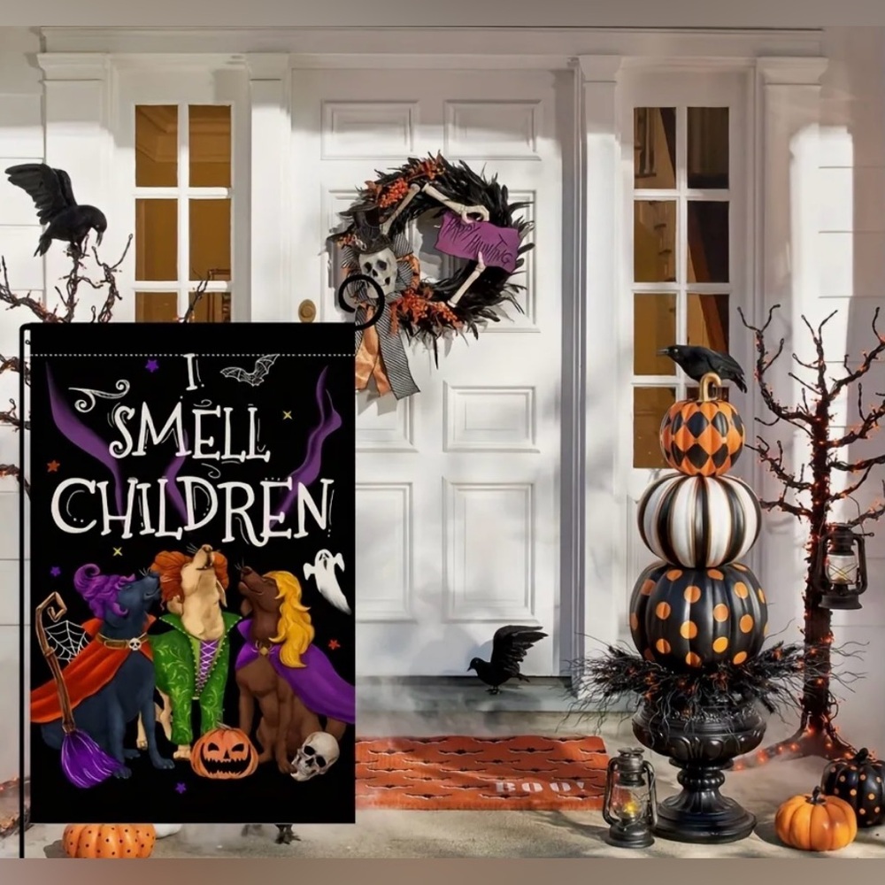 I SMELL CHILDREN HOCUS POCUS GARDEN FLAG, NWT - Picture 4 of 4